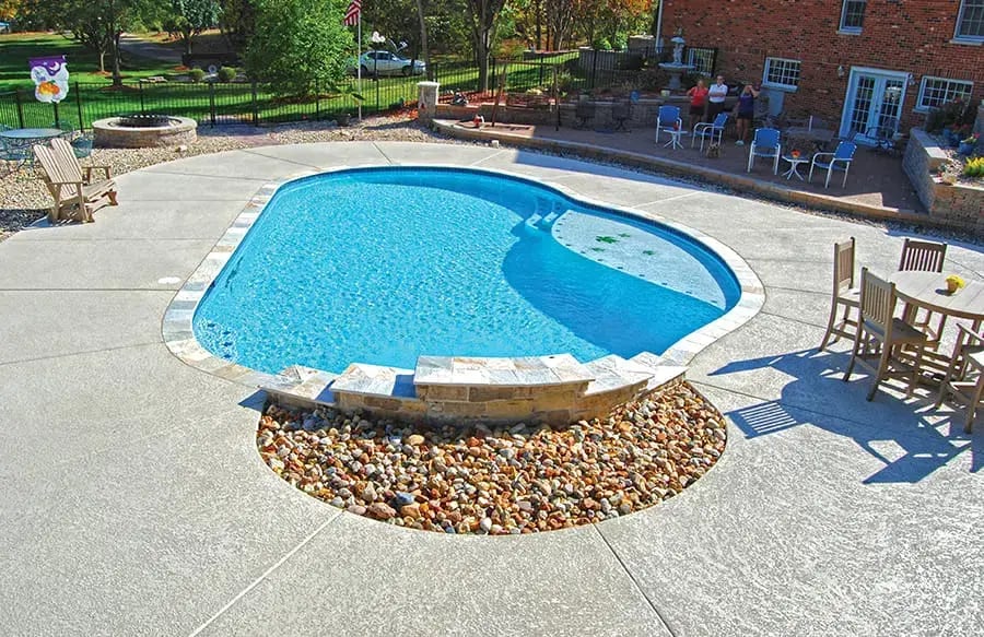 St-Louis-inground-pool-60